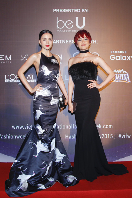 Sơn Tùng M-TP "khuấy đảo" thảm đỏ Vietnam International Fashion Week 2015 ảnh 1