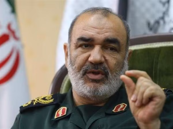 Chỉ huy IRGC: Iran sẽ trả đũa "kẻ thù" ngay lập tức ở bất kỳ quy mô nào ảnh 1
