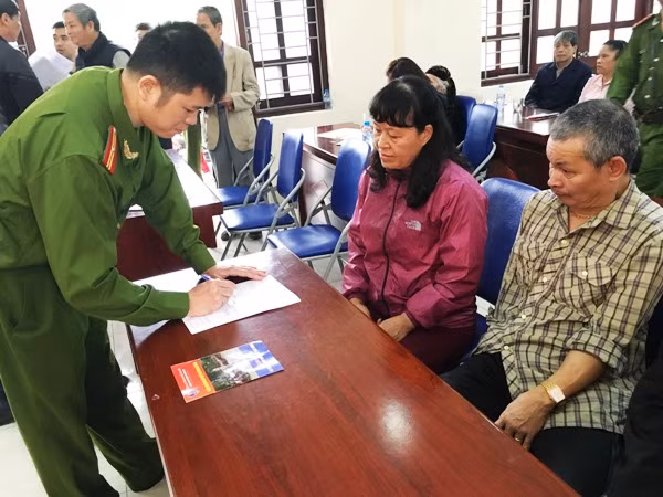 Niềm vui của nhân dân là động lực làm việc cho cán bộ chiến sỹ CAQ Hoàng Mai ảnh 1