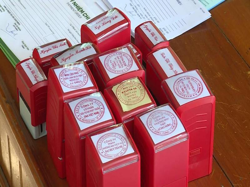 Từ vụ nhân viên ngân hàng bán thông tin cho tội phạm: Nỗi lo bảo mật ngân hàng ảnh 1