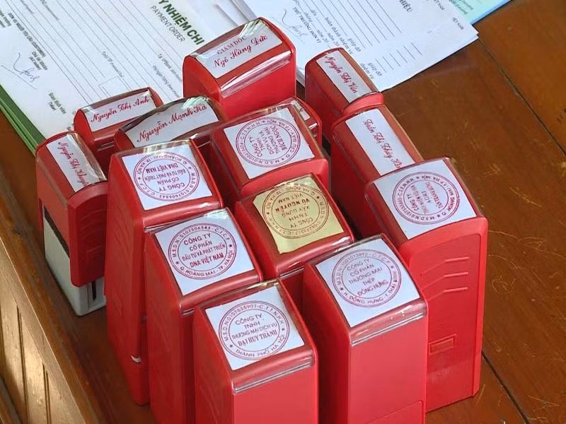 Từ vụ nhân viên ngân hàng bán thông tin cho tội phạm: Nỗi lo bảo mật ngân hàng ảnh 1