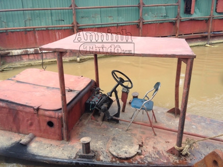 Cận cảnh những "quái vật" khổng lồ quần nát lòng sông Hồng ảnh 11