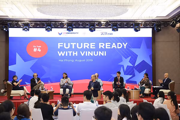 Nữ sinh Hà Nội giành giải nhất cuộc thi viết luận bằng tiếng Anh Write4Change ảnh 9