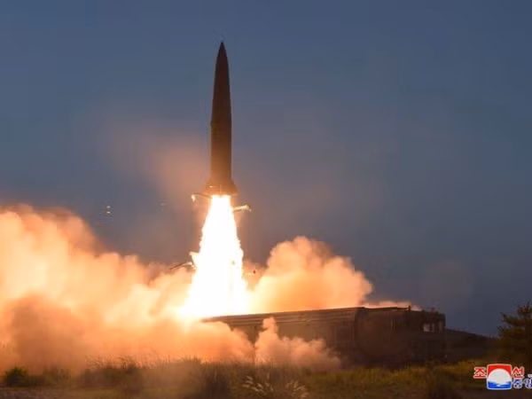 Mỹ sẽ giám sát chặt chẽ các vụ phóng tên lửa của Triều Tiên ảnh 1