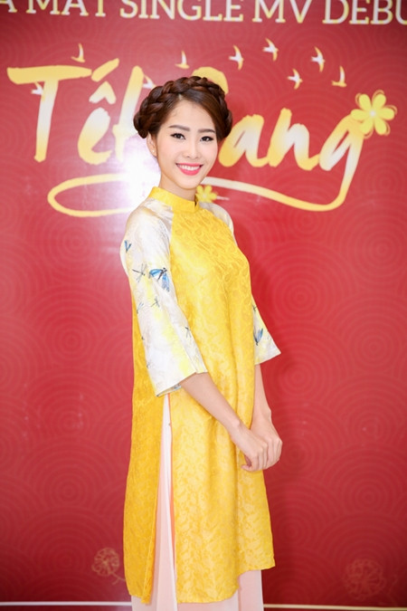 Hoa khôi Nam Em ra mắt MV chào xuân 2016 ảnh 2