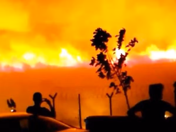 Cháy dữ dội gần căn cứ NATO ở Thổ Nhĩ Kỳ ảnh 2