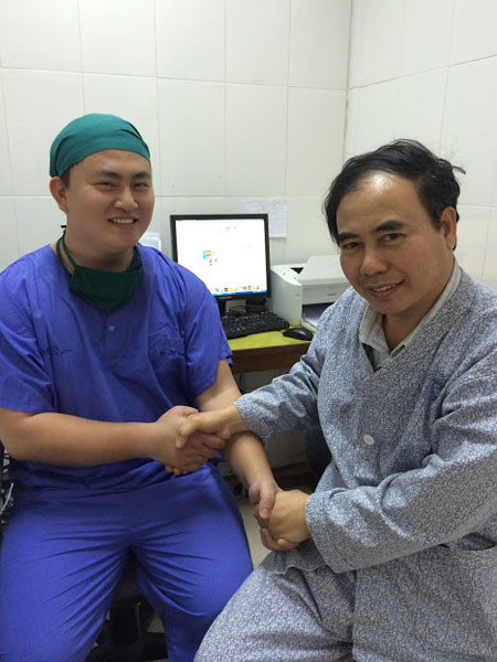 Điều trị dứt điểm đau rễ cổ sau 15 phút ảnh 1