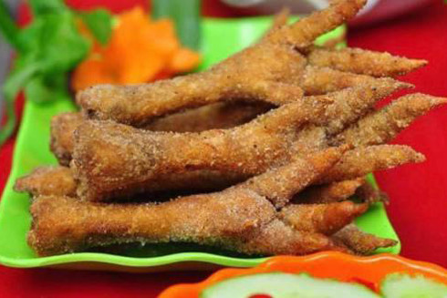 Chân gà - món mới trong bản đồ ẩm thực Hà Nội ảnh 4
