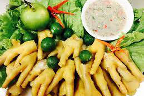 Chân gà - món mới trong bản đồ ẩm thực Hà Nội ảnh 3