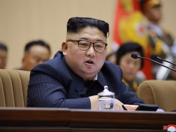 Triều Tiên thông báo ông Kim Jong-un đã khởi hành đến Nga để gặp Tổng thống Putin ảnh 1