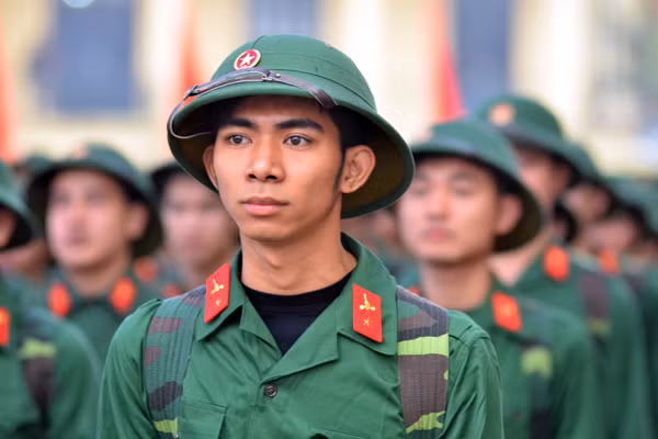 Bí thư Thành uỷ Phạm Quang Nghị động viên tân binh lên đường nhập ngũ ảnh 5