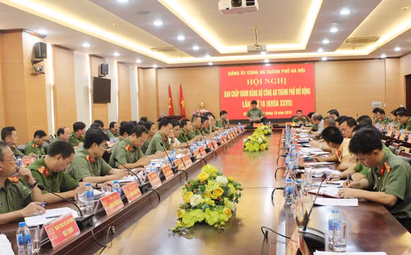 Tập trung cao độ công tác chuẩn bị Đại hội đảng các cấp trong Công an thành phố ảnh 3