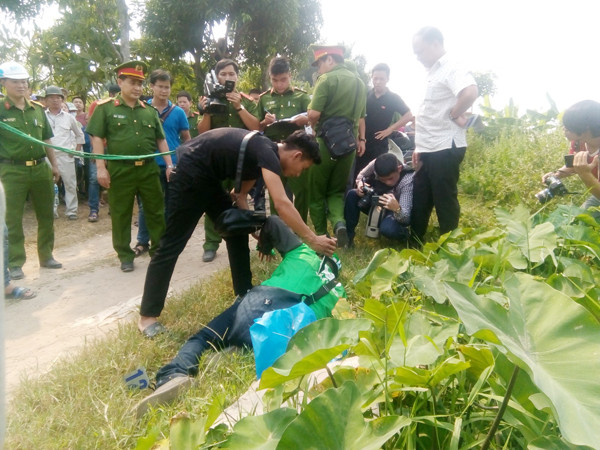 Hai kẻ sát hại nam sinh chạy "xe ôm" công nghệ thừa nhận lên kế hoạch phạm tội... ảnh 2 Hai kẻ sát hại nam sinh chạy "xe ôm" công nghệ thừa nhận lên kế hoạch phạm tội... ảnh 2