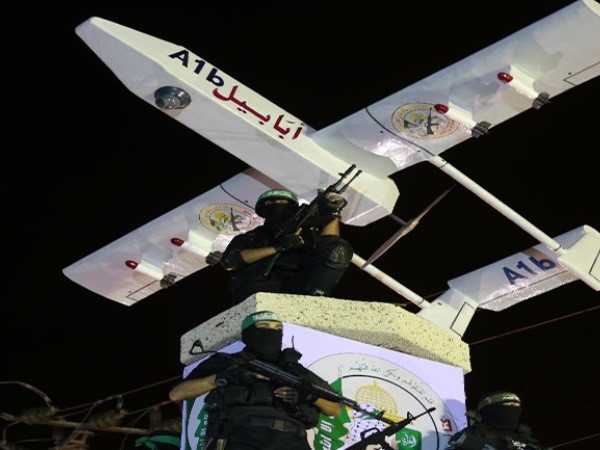 UAV Iran đánh chặn máy bay do thám Mỹ trên bầu trời Syria ảnh 1 UAV Iran đánh chặn máy bay do thám Mỹ trên bầu trời Syria ảnh 1