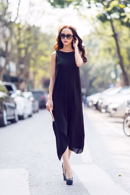 Vũ Ngọc Anh khoe vóc dáng thanh mảnh đầy quyến rũ với đầm maxi ảnh 6