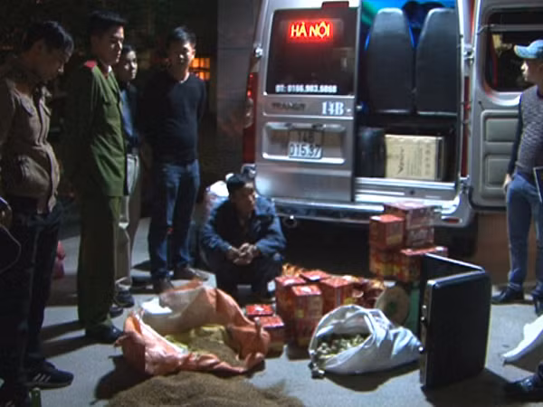 Đánh chặn muôn nẻo đường "lái" pháo về nội địa ảnh 1