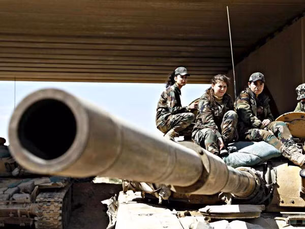 Phớt lờ Mỹ, Nga vẫn tiếp tục cung cấp vũ khí cho Syria ảnh 1