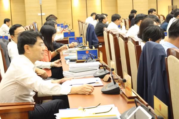 HĐND TP Hà Nội quyết định nhiều nội dung liên quan đến phát triển kinh tế xã hội ảnh 1