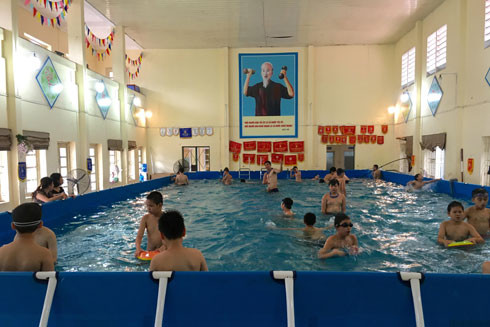 Bể thông minh giúp phổ cập bơi cho 110.000 học sinh tiểu học Hà Nội ảnh 1