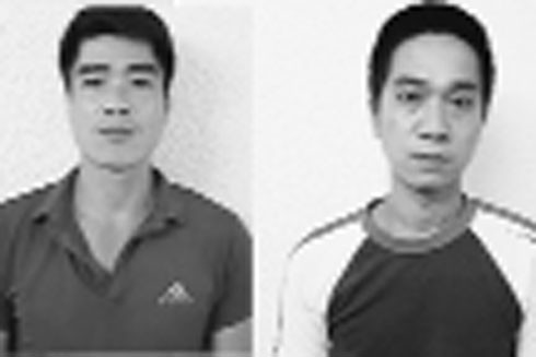 Bộ ba dàn cảnh cướp giật dây chuyền vàng của du khách ảnh 1