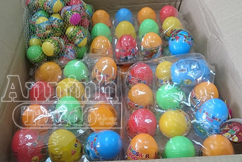 Tạm giữ hàng trăm thùng bánh kẹo Trung Quốc không hóa đơn, chứng từ tại Hà Nội ảnh 5