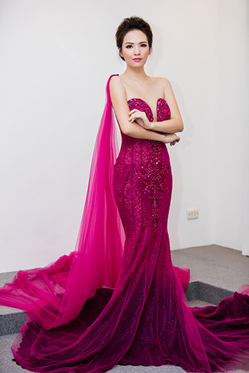 Hoa hậu Đỗ Mỹ Linh làm cô dâu lộng lẫy ảnh 7