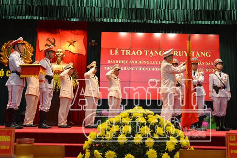 Ký ức hào hùng của Công an Hà Nội ảnh 1