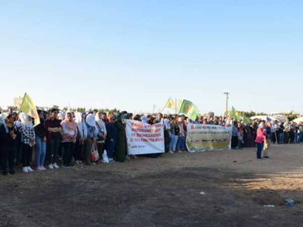 SDF: "Chúng tôi là tấm lá chắn bảo vệ người dân và chống lại mọi cuộc tấn công của Thổ Nhĩ Kỳ" ảnh 1 SDF: "Chúng tôi là tấm lá chắn bảo vệ người dân và chống lại mọi cuộc tấn công của Thổ Nhĩ Kỳ" ảnh 1