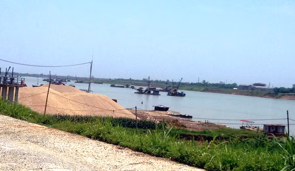 Kiên quyết không để cát tặc lộng hành ​ ảnh 1