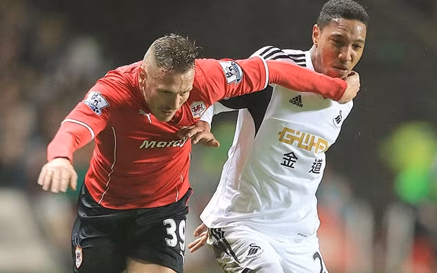 20 trận derby khốc liệt nhất bóng đá Anh ảnh 20