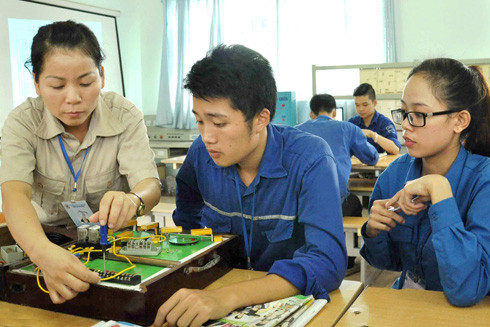 Giáo dục đại học: Thành lập ồ ạt rồi lại sáp nhập, giải thể ảnh 1