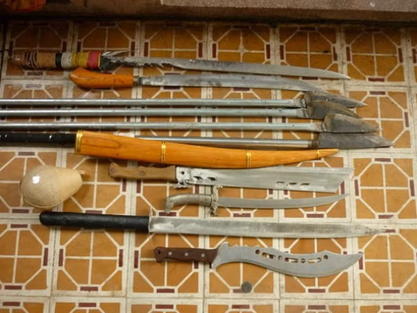 "Đầu nậu" ma túy trá hình buôn đồ cổ ảnh 1