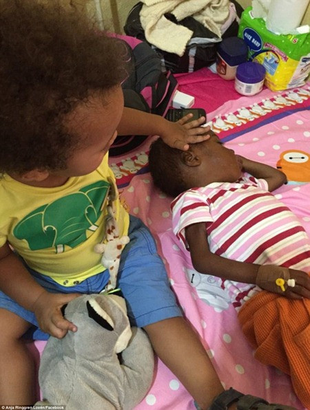 Hình ảnh em bé Nigeria "phù thủy" gây chấn động toàn cầu ảnh 8