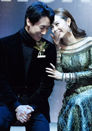 Trương Ngọc Ánh chọn Rocker Nguyễn, Minh Hằng làm cặp đôi mới trong "Sắc đẹp ngàn cân" ảnh 7