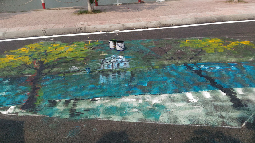 Người dân Thủ đô và du khách hào hứng khám phá phố đi bộ Trịnh Công Sơn ảnh 5 Người dân Thủ đô và du khách hào hứng khám phá phố đi bộ Trịnh Công Sơn ảnh 5