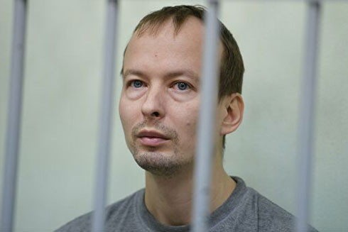 Gã kỹ sư thiết kế người Nga có sở thích quái gở không qua được máy phát hiện nói dối ảnh 2