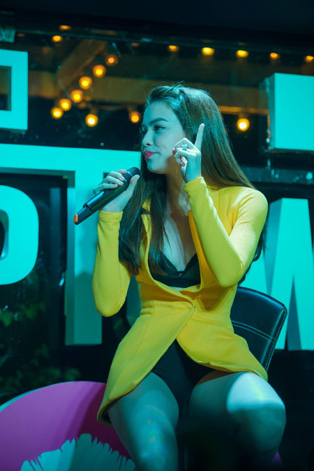 Phớt lờ quy định, Hà Hồ "diện" nội y phản cảm trên sân khấu ảnh 6