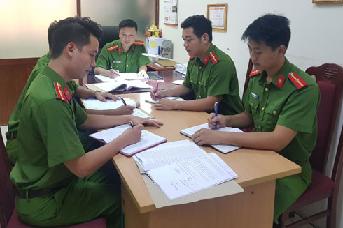 Lật tẩy điều bí mật trong căn phòng hình tam giác bằng con mắt của một lính hình sự nhà nghề ảnh 1