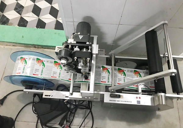 Thu giữ hơn 13.200 lọ nước sát khuẩn, gel rửa tay khô có dấu hiệu không đảm bảo chất lượng ảnh 4