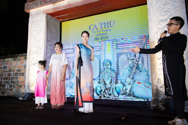 Tái xuất sàn catwalk sau khi sinh con thứ 2, Á hậu Hoàng Anh khoe vóc dáng thon thả ảnh 6