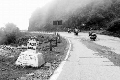 Chuyện chưa kể về những cung đường Tây Bắc "không thể quên" ảnh 2