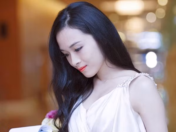Những hoa hậu Việt vướng phải vòng lao lý ảnh 1