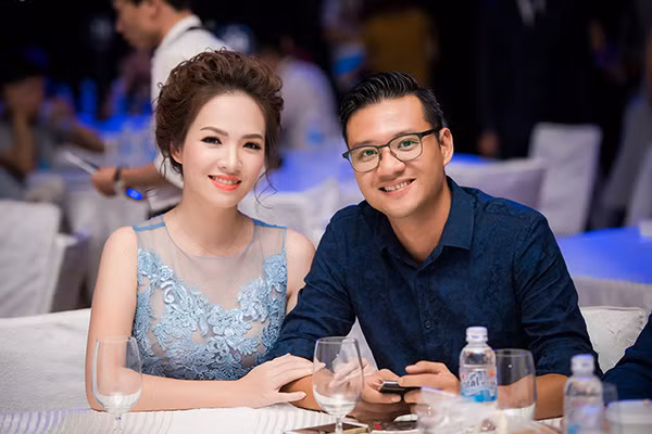  Hoa hậu Dương Thuỳ Linh rạng rỡ hội ngộ Hoa hậu Thuỳ Lâm ảnh 4