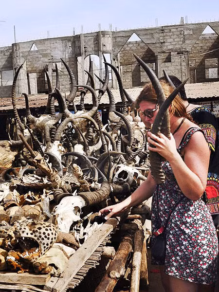 Chùm ảnh rùng rợn ở chợ bán “thần dược tình yêu” lớn nhất thế giới ảnh 5