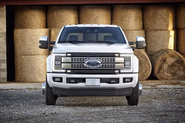 Xe bán tải F-Series Super Duty 2017: Thiết kế đẹp, mạnh mẽ ảnh 3