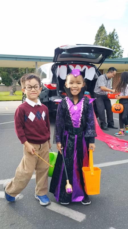 Việt Hương khoe ảnh con gái vui Halloween ở Mỹ ảnh 2 Việt Hương khoe ảnh con gái vui Halloween ở Mỹ ảnh 2