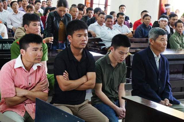 Anh nhận tội giết người thay em trai ảnh 1