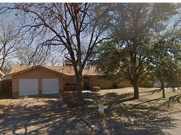 Phát hiện ổ rắn độc hơn 24 con trong nhà ở Texas, Mỹ ảnh 5 Phát hiện ổ rắn độc hơn 24 con trong nhà ở Texas, Mỹ ảnh 5