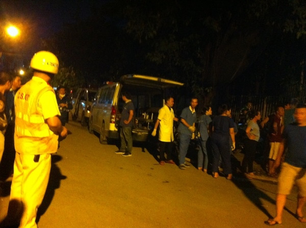 Cơ bản dập tắt đám cháy tại kho chứa hàng Công ty bóng đèn phích nước Rạng Đông ảnh 15