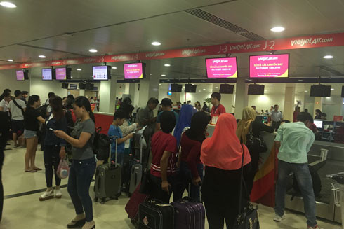 Đừng để mất tiền vì đến sân bay muộn ảnh 1